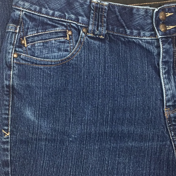 LANE BRYANT Straight Dark Wash Tighter Tummy Sz 20 - Picture 4 of 8